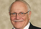 'Voice of Oaklawn' Wallace Retires From Booth 'Voice of Oaklawn' Wallace Retires From Booth
