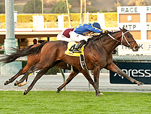 Unbridled's Note Rolls to Daytona Victory Unbridled's Note Rolls to Daytona Victory