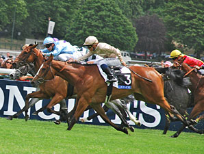 Tenacious Wavering Winner of Prix Saint-Alary Tenacious Wavering Winner of Prix Saint-Alary