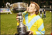 Oliver Wins International Jockeys' Championship; Dettori Hurt Oliver Wins International Jockeys' Championship; Dettori Hurt
