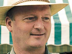 Doninga's David Mullins Dies at Age 51 Doninga's David Mullins Dies at Age 51
