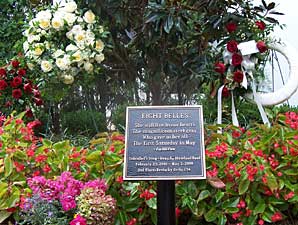 Eight Belles Honored in Public Memorial Eight Belles Honored in Public Memorial