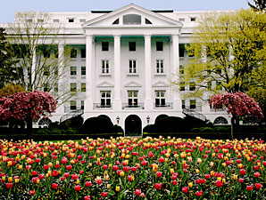 Keeneland to Partner With The Greenbrier Keeneland to Partner With The Greenbrier