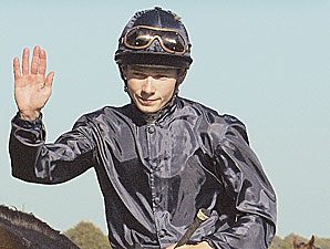 Leading Jockey Battle Ends in Tie Leading Jockey Battle Ends in Tie