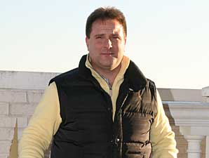 Maker Establishes a Churchill Win Record Maker Establishes a Churchill Win Record